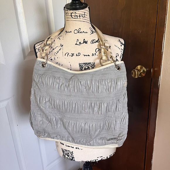 A big Light grey bag - Picture 2 of 2